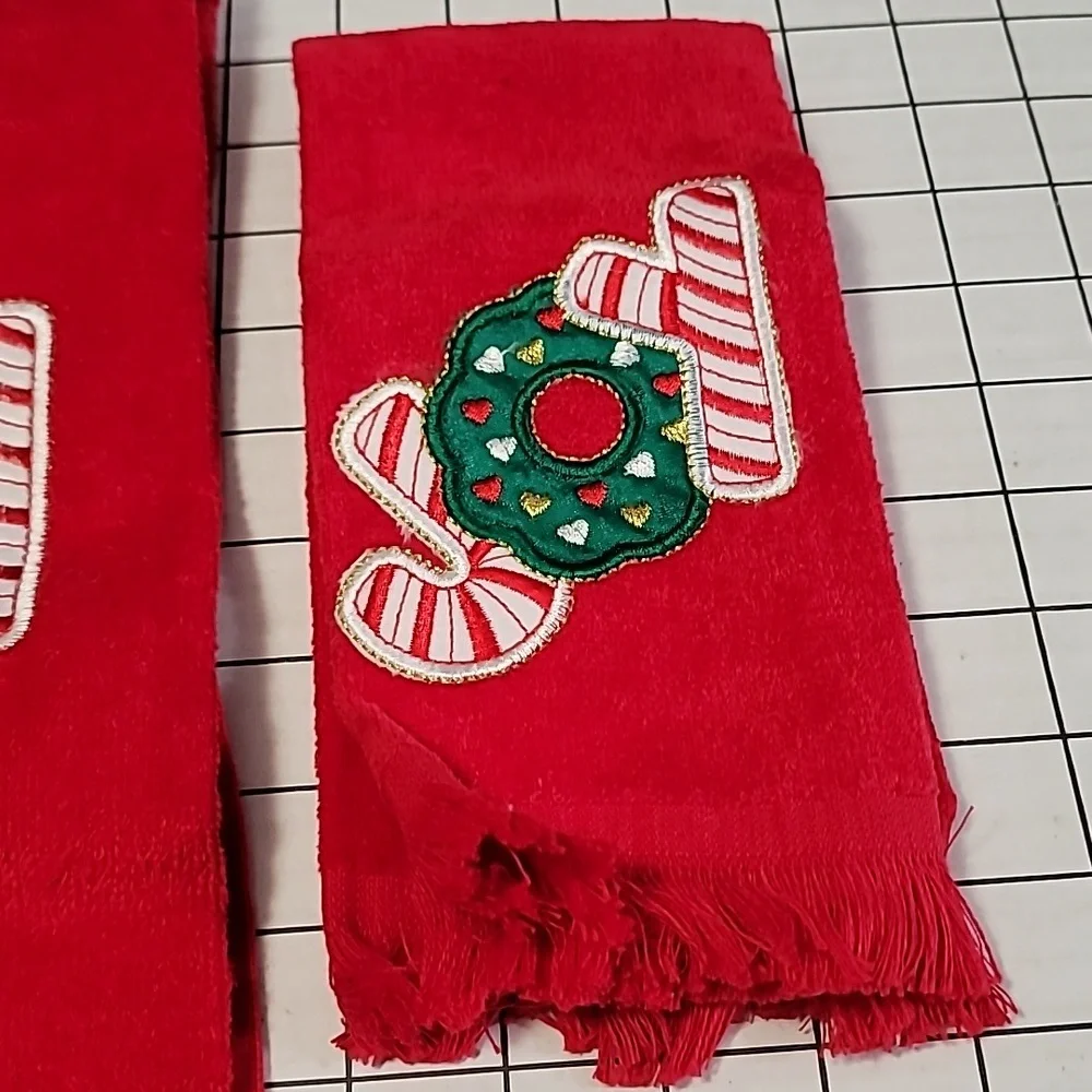 Festive Red Joy 2‎ Hand Towels and 1 Fingertip Towel Set NWT
